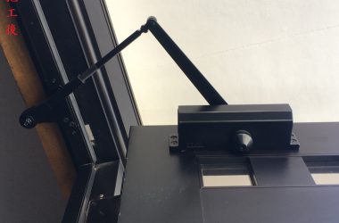 ドアクローザー(施工後)