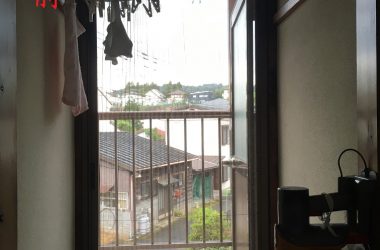 横引き収納網戸交換(施工前)